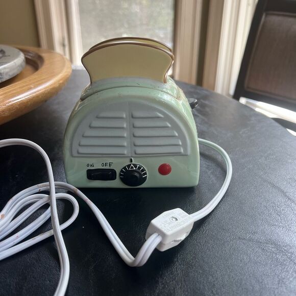 Scentsy Morning Toast Wax Melt - Picture 2 of 6